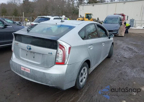 2013 Toyota Prius Three z USA, uszkodzony, nr VIN JTDKN3DU6D5607389